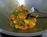 Foto langkah ke 3 dari resep Mangut Ikan Tenggiri Asap.
