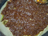 લસણીયો બાજરી નો રોટલો (Lasaniyo Bajri Rotlo Recipe In Gujarati)