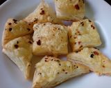 A picture of step 4 of Cheesy Puff Bites.