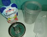 Foto langkah ke 1 dari resep Cimory Squeeze.