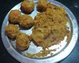 A picture of step 4 of Aloo chop.