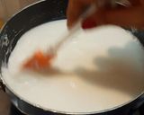 A picture of step 3 of Stuffed mango malai kulfi.