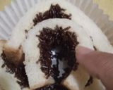 Foto langkah ke 5 dari resep Roti tawar coklat, keju panggang.