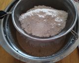 Foto del passaggio 2 della ricetta Torta di cachi e cioccolato