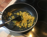 Foto del paso 4 de la receta: Corvina en salsa de cúrcuma