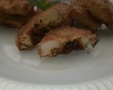 A picture of step 9 of Stuffed awara😋.