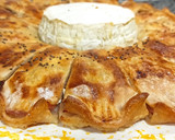 Foto del paso 5 de la receta: Girasol 🌻de hojaldre y queso Camembert 🧀