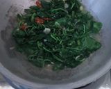Foto langkah ke 4 dari resep Tumis Bayam.