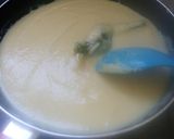 Foto langkah ke 3 dari resep Kue ku strowbery lucu...