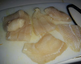 Foto del paso 1 de la receta: Fajitas de filetes de pescado con pimientos y cebolla blanca