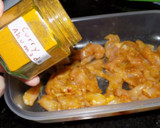Foto del paso 1 de la receta: Pollo al curry con rodajas de zuquini