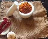 खमंग व रुचकर लसूण चटणी (lasun chutney recipe in marathi) रेसिपी स्टेप 4 फोटो 