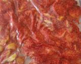 Foto del paso 2 de la receta: Carpaccio de higos, un buen jamón ibérico, queso brie y miel