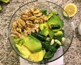 A picture of step 2 of Vegan kale and avocado pesto pasta.