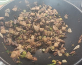 Foto del paso 2 de la receta: Salmón en papillote con arroz salvaje y verduras