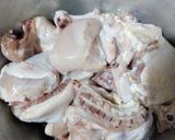 Foto langkah ke 1 dari resep Ayam Goreng Bawang.