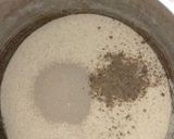 A picture of step 1 of Semolina pancake with chicken and offal pepper soup.