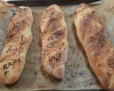 صورة لخطوة 3 من وصفة خبز الباقيت وصفه ناجحه 💯 🥖