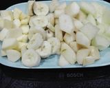 Foto del paso 1 de la receta: Batido de manzana 🍏, melón, pera🍐, 🍌 y avena con yogur