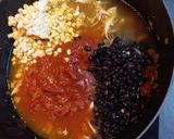 A picture of step 3 of Chicken and Tortilla Soup.
