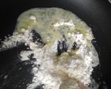 વ્હાઈટ સોસ (White Sauce Recipe in Gujarati) રેસીપી સ્ટેપ1ફોટો