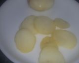 A picture of step 3 of Veg grilled sandwich.