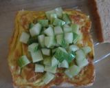 Foto langkah ke 2 dari resep Egg and Veggie Sandwich.