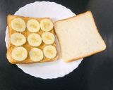 A picture of step 2 of Peanut butter Sandwich.