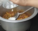 A picture of step 6 of Degi white chana pulao biryani.