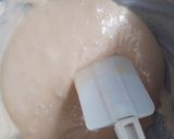 A picture of step 4 of Trees leche (milk cake).