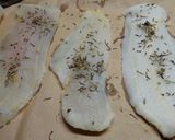 Foto del paso 1 de la receta: Rollitos de abadejo con salsa