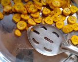 A picture of step 4 of Instant Banana Chip.