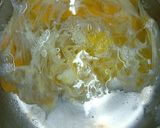 รูปขั้นตอนการทำที่ 1 ของ ไข่มดแดงเจียวไข่น้ำ