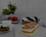 صورة لخطوة 1 من وصفة كيكة التونه المالحه |SALTY CAKE