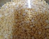 A picture of step 1 of Lauki chana dal.