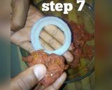 A picture of step 7 of Minced meat in onion Ring.