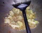 Foto langkah ke 9 dari resep Capcay Kering Telur Bakso.