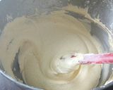 A picture of step 4 of Pineapple cake.