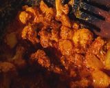 A picture of step 9 of Phulkopir Aloo Dalna.