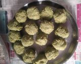 A picture of step 7 of Palak-Peas-Paneer Paratha.