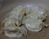 Foto langkah ke 6 dari resep Gyoza Ayam Udang.