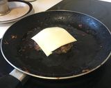 Foto langkah ke 2 dari resep Burger rumahan.