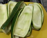 Foto del paso 1 de la receta: Zapallitos relleno con carne vegetal