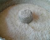 صورة لخطوة 3 من وصفة كيكة جوز الهند 😉😍