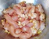 รูปขั้นตอนการทำที่ 2 ของ หมูชุบแป้งทอดกรอบ