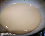 A picture of step 7 of Mango pancake with mango sauce.