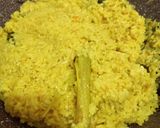 Foto langkah ke 3 dari resep Nasi tumpeng kuning.