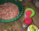 A picture of step 1 of Beef burger.