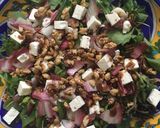 A picture of step 6 of Fig and feta salad - vegetarian.