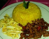 Foto langkah ke 4 dari resep Nasi kuning magicom.